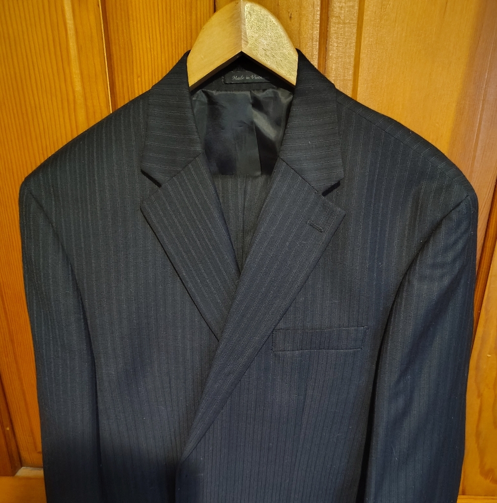 Men's 44R 2 button 2pc Chaps suit (black with light striping) 36x29 pants